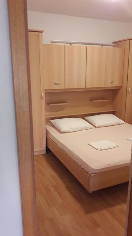 Apartments Kalajzic オミシュ エクステリア 写真